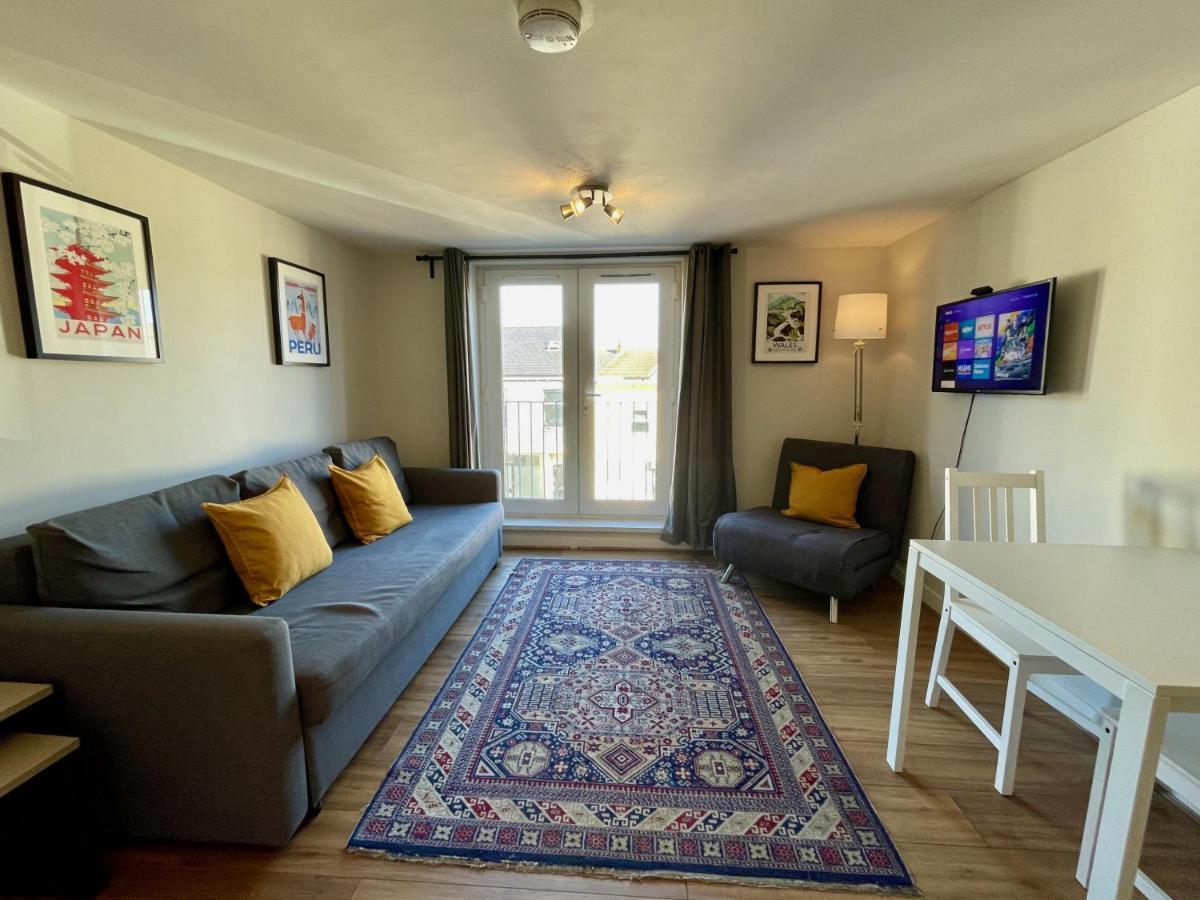 **6 Person City Centre Apartment** 카디프 외부 사진